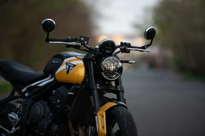 Triumph Trident 660